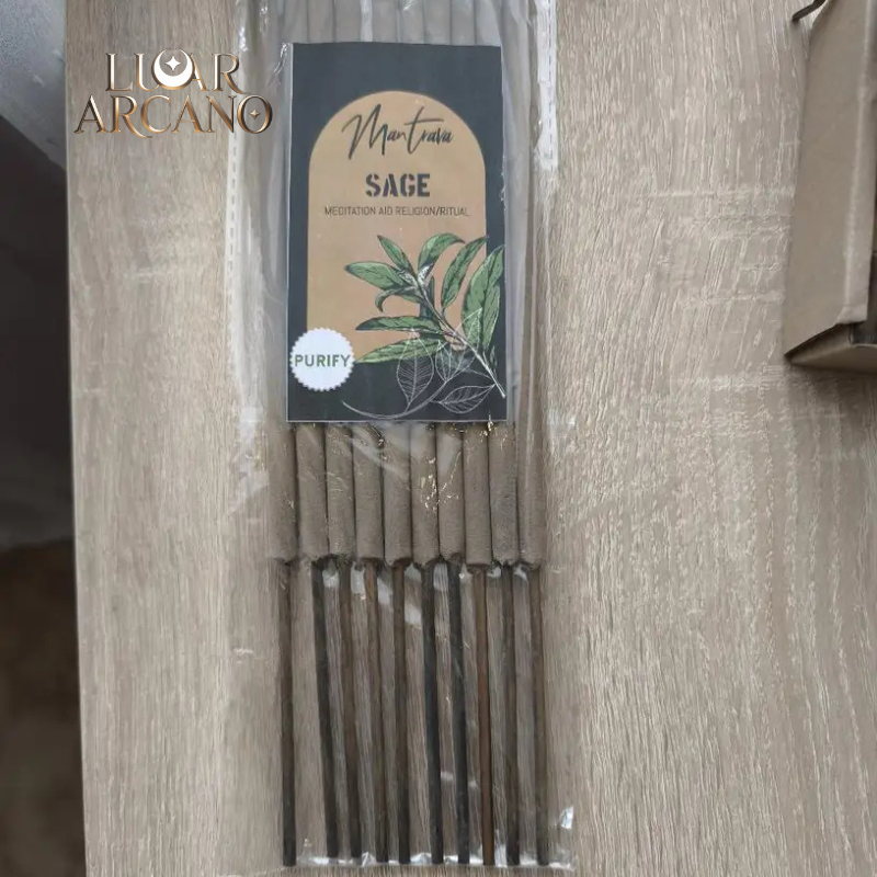 Incenso Natural Sálvia Branca & Palo Santo – Purificação e Energia Positiva | Luar Arcano