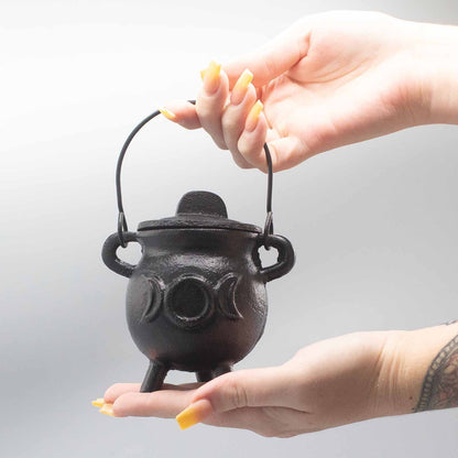 Caldeirão de ferro fundido com lua tripla 6,5 x 13 cm